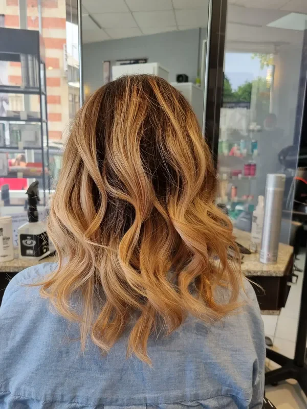 coiffure-pavol-vailly-sur-aisne-ombre-femme-boucles-4 coiffure pavol vailly sur aisne ombre femme boucles 4